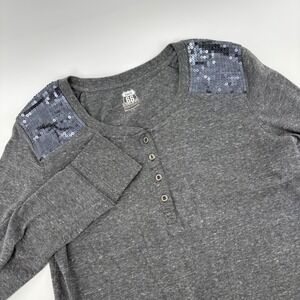 Route 66 Womens Long Sleeve Henley Shirt Sequins Shoulders Dark‎ Gray Size L G
